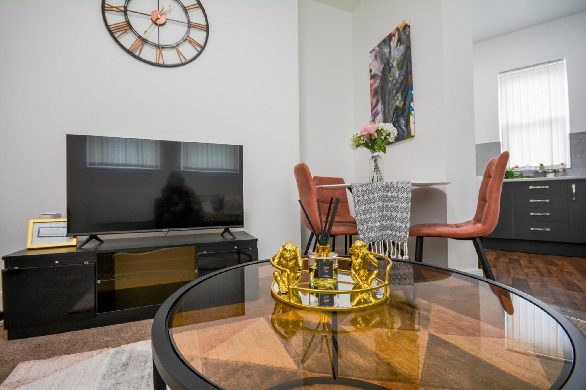Stylish Suite With Free Parking Manchester Buitenkant foto